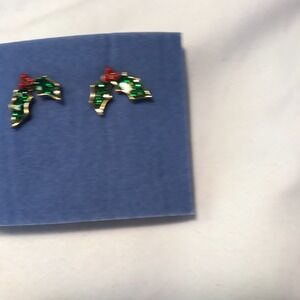 Avon Christmas Holly Berry Leaf  Green Glitter Enamel Pierced Stud Earrings